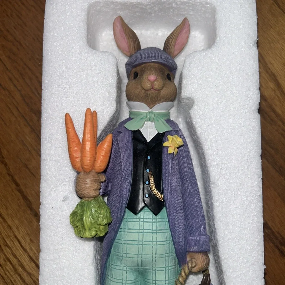 LENOX‎ EASTER DAPPER RABBIT MALE PENCIL FIGURINE